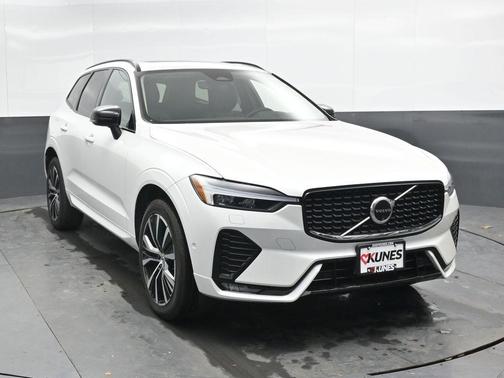 2024 Volvo XC60 B5 Plus Dark Theme