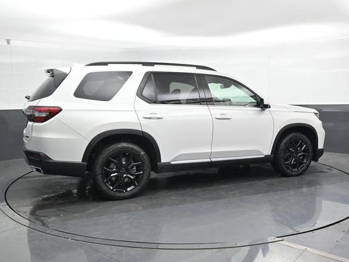 2025 Honda Pilot Touring+