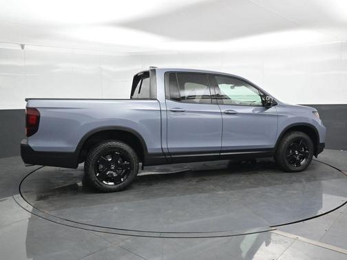 Sonic Gray Pearl 2026 Honda Ridgeline Black Edition