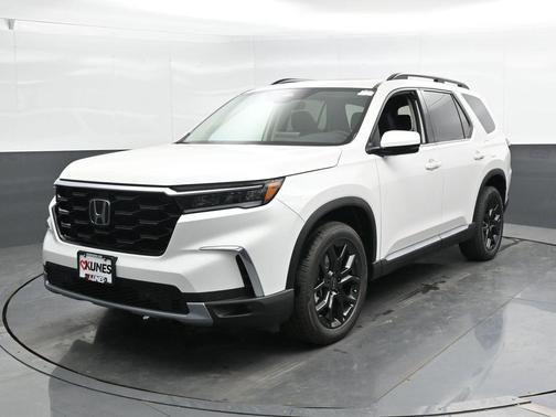 2025 Honda Pilot Touring+