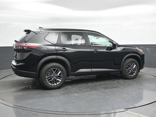 Super Black 2024 Nissan Rogue S