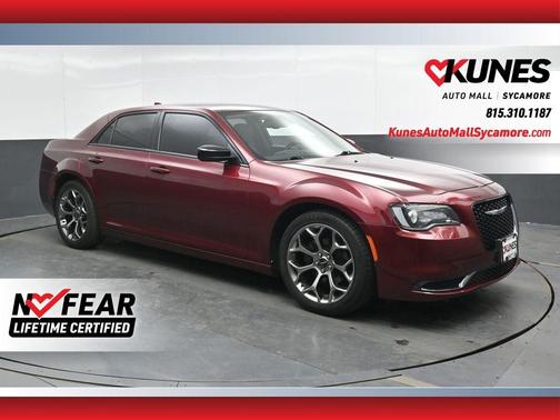 Velvet Red Pearlcoat 2018 Chrysler 300 Touring