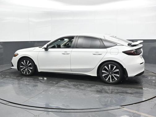 2022 Honda Civic EX-L