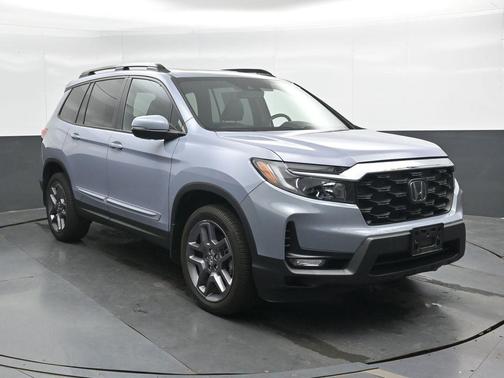 Crystal Black Pearl 2022 Honda Passport EX-L