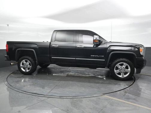 2016 GMC Sierra 2500 Denali