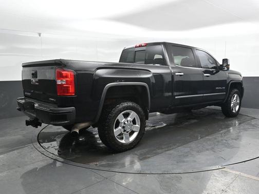 2016 GMC Sierra 2500 Denali