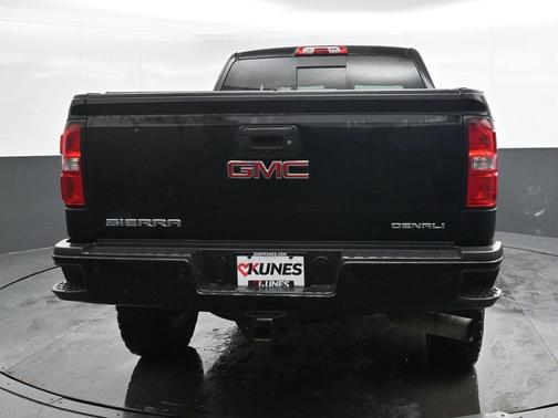 2016 GMC Sierra 2500 Denali