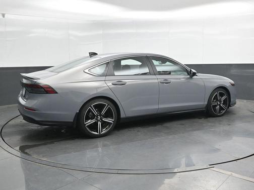 Urban Gray Pearl 2024 Honda Accord Hybrid Sport