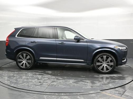 2025 Volvo XC90 B6 Ultra