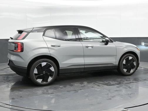 2025 Volvo EX30 Twin Motor Ultra