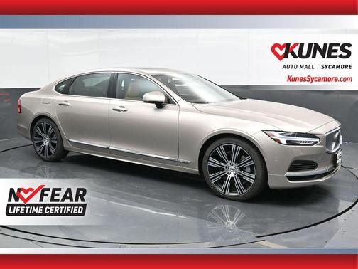 2024 Volvo S90 Recharge Plug-In Hybrid T8 Ultimate