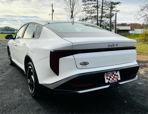 2025 Kia K4 EX