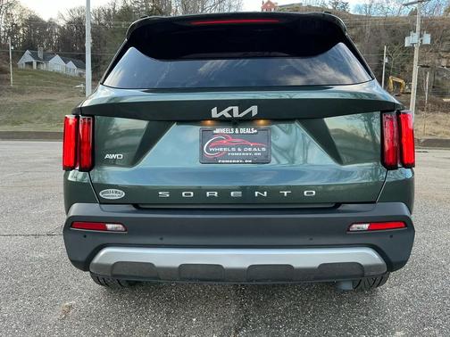 2022 Kia Sorento SX