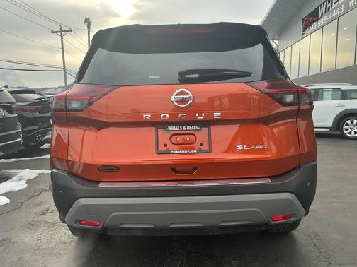 2021 Nissan Rogue SL