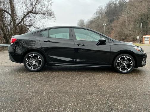 2019 Chevrolet Cruze LT