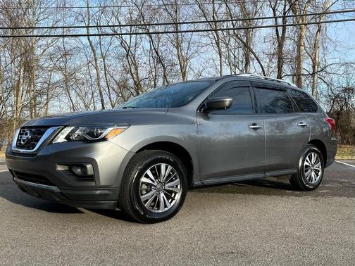 2020 Nissan Pathfinder SL 2WD