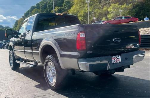 2008 Ford F-250 4WD SuperCab 142'' Lariat