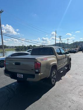 2019 Toyota Tacoma TRD Sport