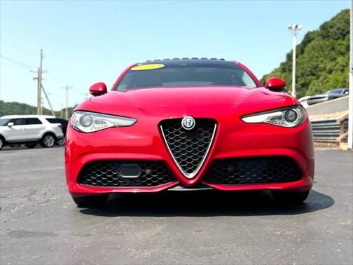 2019 Alfa Romeo Giulia Ti Sport