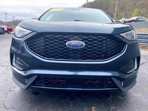 2022 Ford Edge ST Line