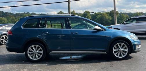 2018 Volkswagen Golf Alltrack TSI SE