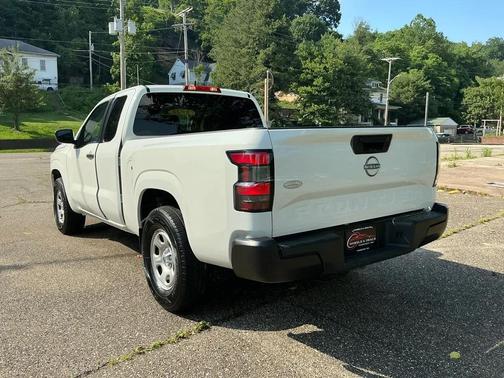 Glacier White 2022 Nissan Frontier S