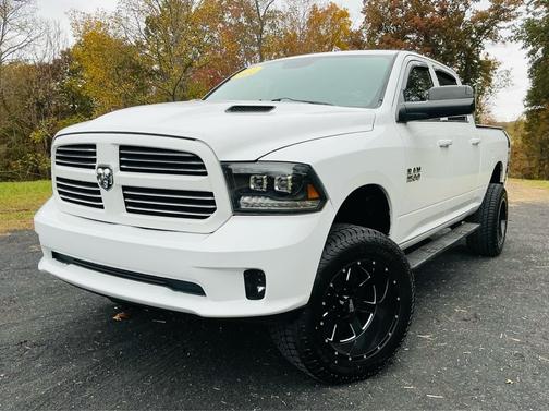 2015 RAM 1500 Sport