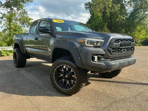 Magnetic Gray Metallic 2016 Toyota Tacoma SR