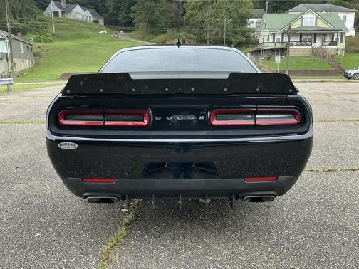 Pitch Black Clearcoat 2018 Dodge Challenger R/T Scat Pack