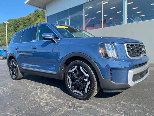 2023 Kia Telluride S