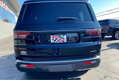2022 Jeep Wagoneer Series III 4x4