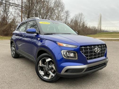 2022 Hyundai VENUE SEL