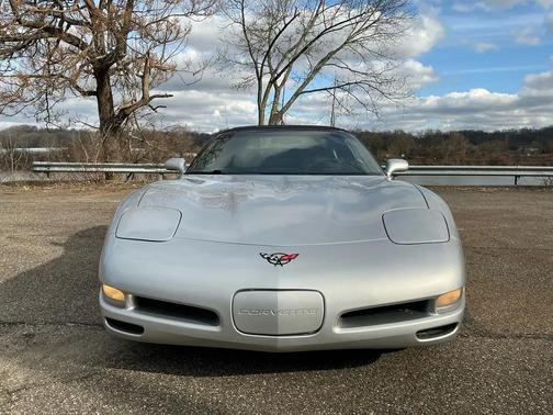 2001 Chevrolet Corvette Base