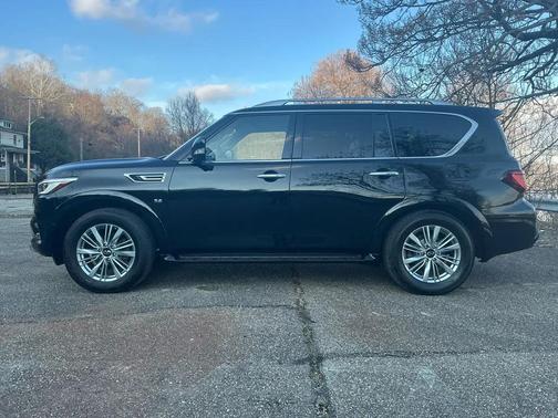 2020 INFINITI QX80 Luxe
