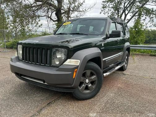 Natural Green Pearlcoat 2010 Jeep Liberty Renegade