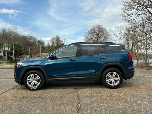Blue Emerald Metallic 2020 GMC Terrain SLE