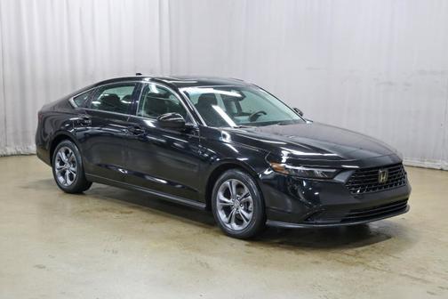 Crystal Black Pearl 2024 Honda Accord
