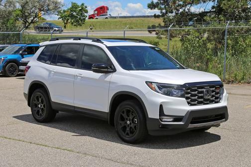 Platinum White Pearl 2023 Honda Passport