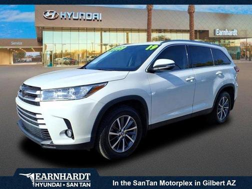 2019 Toyota Highlander 