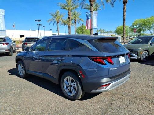 2026 Hyundai TUCSON SE