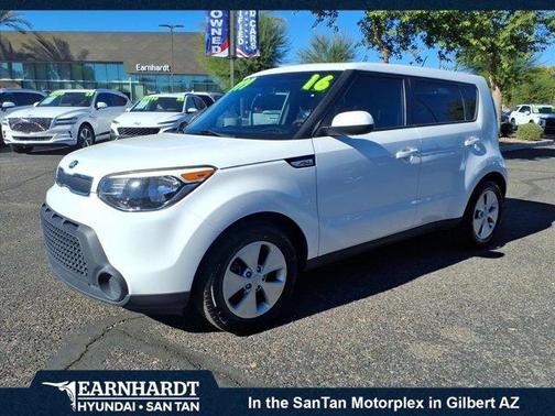 2016 Kia Soul Base