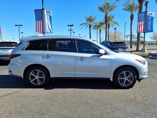 2017 INFINITI QX60 Base