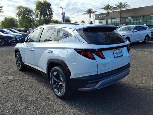 2026 Hyundai TUCSON Hybrid SEL