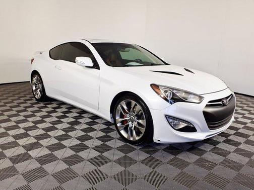 Casablanca White 2016 Hyundai Genesis Coupe 3.8 Ultimate