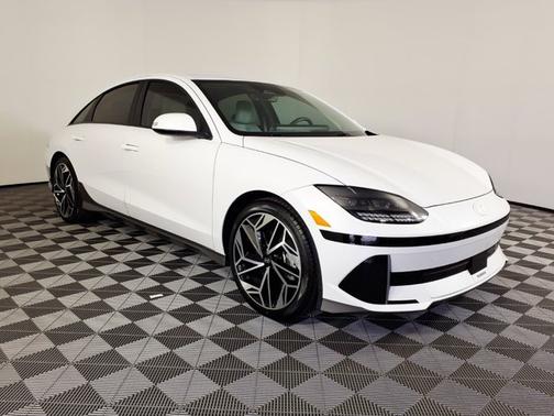 White 2023 Hyundai IONIQ 6 SEL