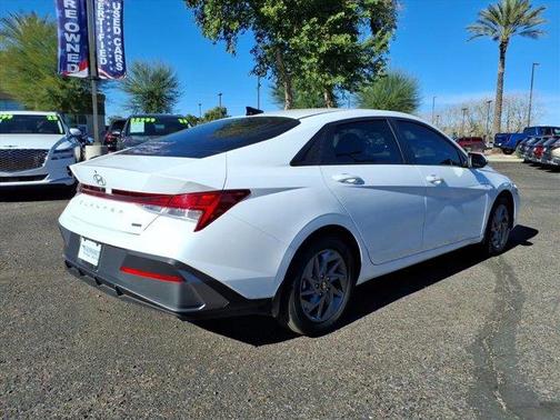 2025 Hyundai ELANTRA HEV Blue