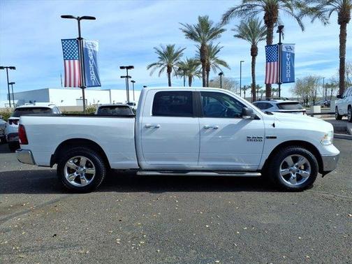 2016 RAM 1500 SLT