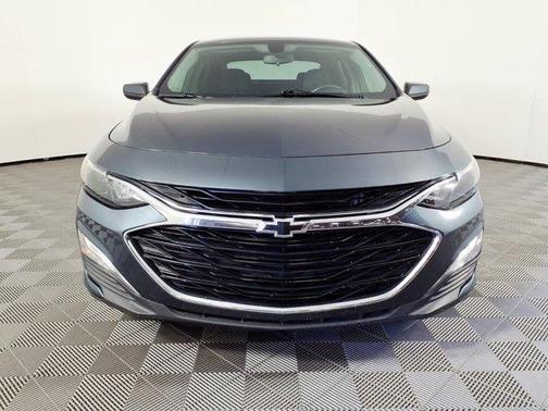 Shadow Gray Metallic 2020 Chevrolet Malibu RS