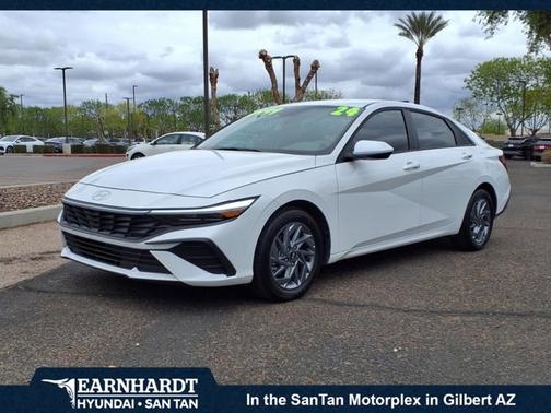 2024 Hyundai ELANTRA SEL