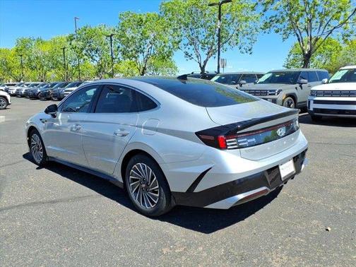 2026 Hyundai SONATA Hybrid SEL